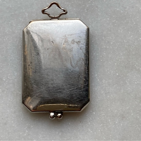 Antique Victorian Sterling Silver Locket - Picture 4 of 8